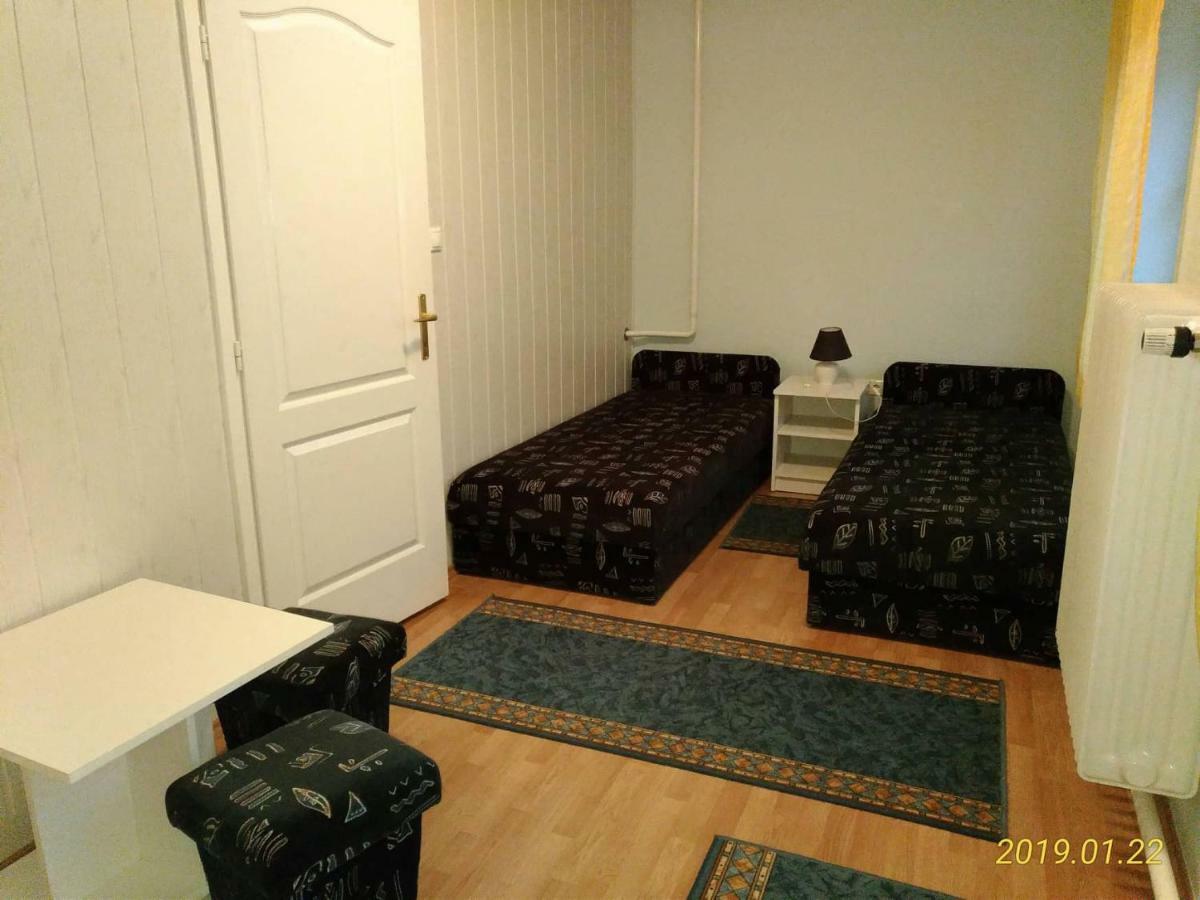 דירות Balatonfůzfő Nora Apartman מראה חיצוני תמונה
